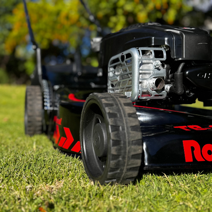 TB18 Tri-Blade Rotary Mower B&S 150cc – Rolux - Main Image