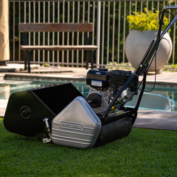 Smooth roller sales lawn mower